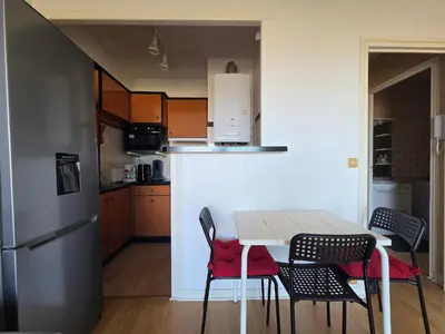 Cuisine ou kitchenette dans l'établissement Studio cosy avec balcon à Saint-Brevin, 3 pers. - FR-1-364-137