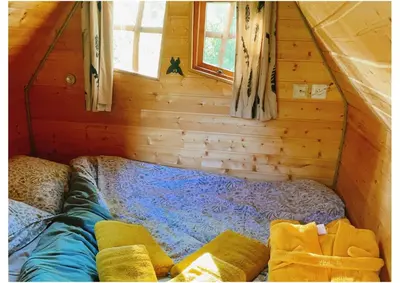 Plan de l'établissement Cabane Insolite Magique & Spa Privatif Camping Canal de Nantes à Brest