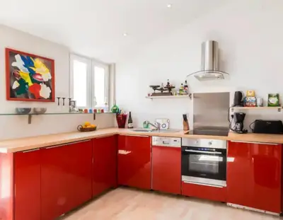 Cuisine ou kitchenette dans l'établissement Gite Kerlaguito