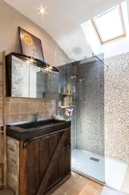 Salle de bains dans l'établissement Gite Kerlaguito