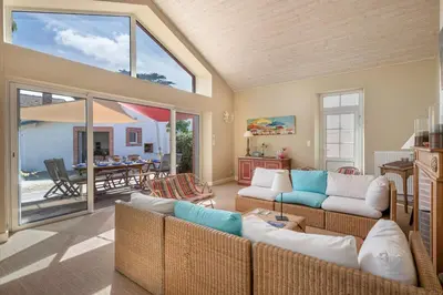 Coin salon dans l'établissement Villa familiale pour 11 personnes à 300m de la mer