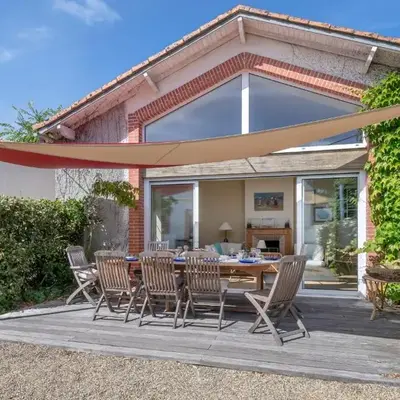 Villa familiale pour 11 personnes à 300m de la mer