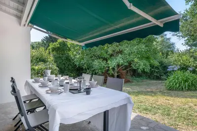 Jardin de l'établissement Maison pour 8 personnes à 300 m de la plage
