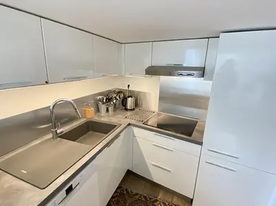 Cuisine ou kitchenette dans l'établissement L'Ecrin des bords de l'Erdre - Les Maisons de Madeleine