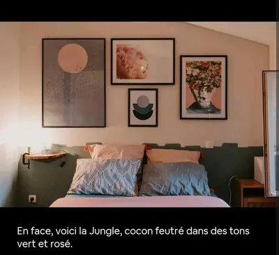 Un ou plusieurs lits dans un hébergement de l'établissement Cocon cosy et déconnecté 30min Puy du Fou - 2 chambres et 1 canapé lit
