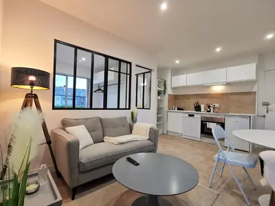 Cuisine ou kitchenette dans l'établissement Appartement T2 Cocooning, Secteur Doutre