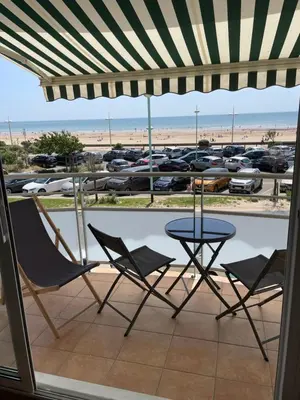 Balcon ou terrasse dans l'établissement ST JEAN DE MONTS - VUE MER - 2 Chambres