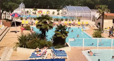 Piscine de l'établissement Location mobil home saison 2023 ou située à proximité