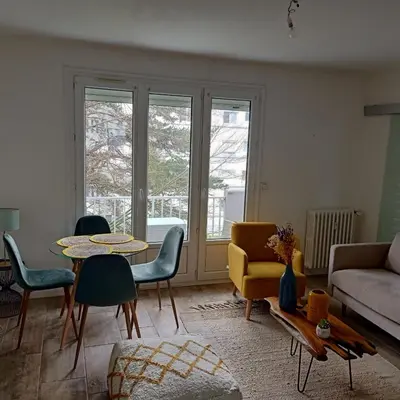 Coin salon dans l'établissement Beau T3 60m2 très cosy proche du centre ville