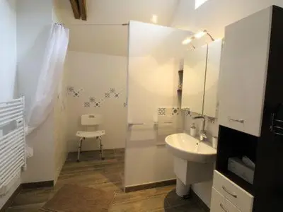 Salle de bains dans l'établissement Au tour des sens
