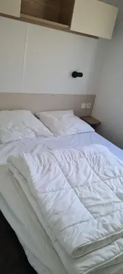 Un ou plusieurs lits dans un hébergement de l'établissement Mobil home Amira 3 Trigano