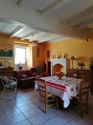 Coin salon dans l'établissement Le 8