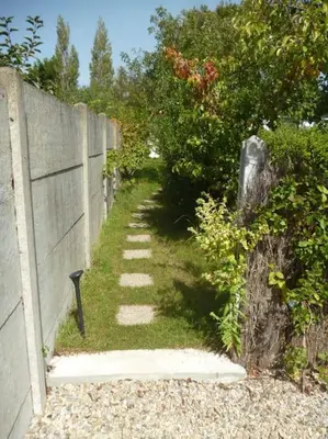 Jardin de l'établissement Cocon des marais