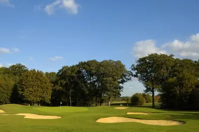 Golf sur le terrain de l'hôtel ou à proximité