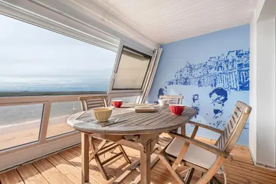 Balcon ou terrasse dans l'établissement Face à la mer, appartement sous les toits pour 4