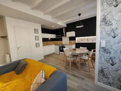 Coin salon dans l'établissement Charmante maison de Ville , 4 personnes , LES HERBIERS