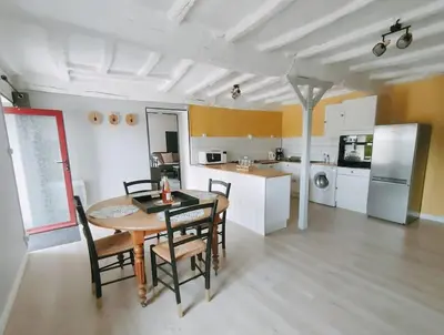 Cuisine ou kitchenette dans l'établissement L'Autre Maison