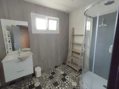 Salle de bains dans l'établissement L'Autre Maison