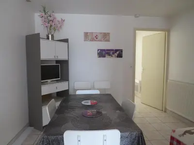 Cuisine ou kitchenette dans l'établissement Gîte Orchidée