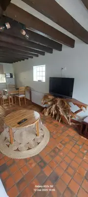 Télévision ou salle de divertissement dans l'établissement Maison des Gabelous