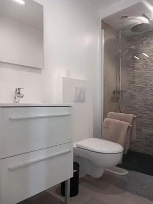 Salle de bains dans l'établissement Angers, La Belle De Maine