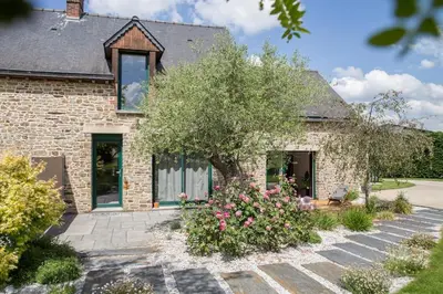 Jardin de l'établissement Gîte de charme à la campagne