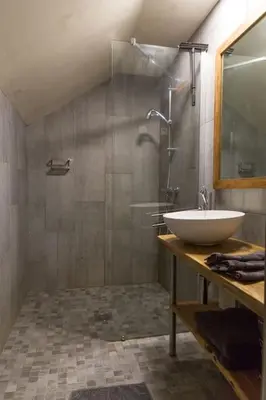 Salle de bains dans l'établissement Gîte de charme à la campagne