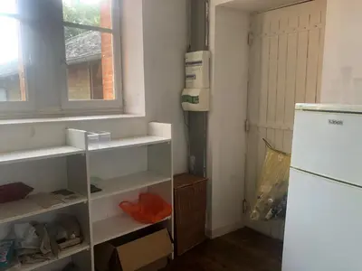 Cuisine ou kitchenette dans l'établissement Gîte -Belle Maison dans une ancienne école-Tarif réduit hors WE !