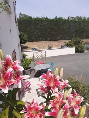 Jardin de l'établissement L'ARDOISINE