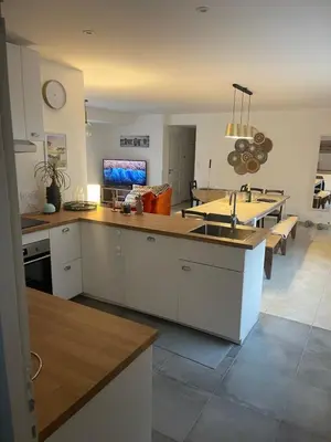 Cuisine ou kitchenette dans l'établissement St Jean de Monts Maison neuve 15 pers 6ch