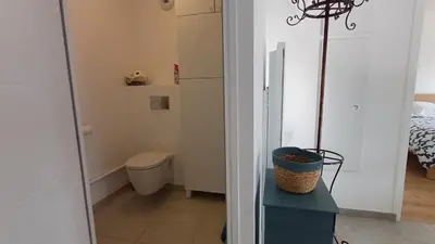 Salle de bains dans l'établissement Les Voiles du Clipper T2
