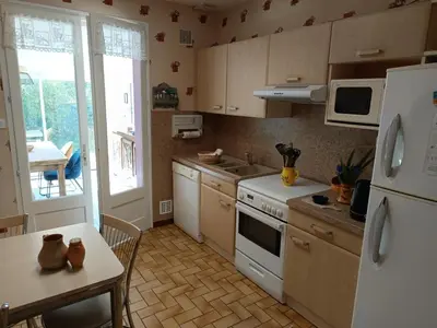 Cuisine ou kitchenette dans l'établissement Maison de vacances à Notre-Dame-de-Monts - 6 personnes - Animaux admis - FR-1-540-169