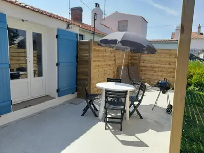 Terrasse ou espace extérieur de l'établissement studio rénové