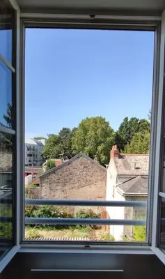 Balcon ou terrasse dans l'établissement Studio Gare - Jardin des Plantes - wifi & calme