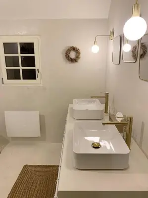 Salle de bains dans l'établissement Studio du Grand Beaumont