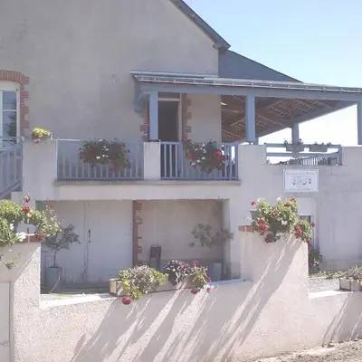 Gîte de la Poilane - Maison avec piscine & vue sur vignes