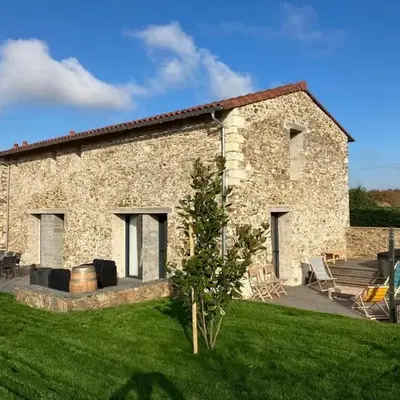 Grande grange rénovée avec jardin et spa proche de Nantes - FR-1-306-1234
