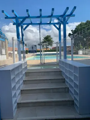 Piscine de l'établissement L'évasion des pins - Au coeur de la Nature ou située à proximité