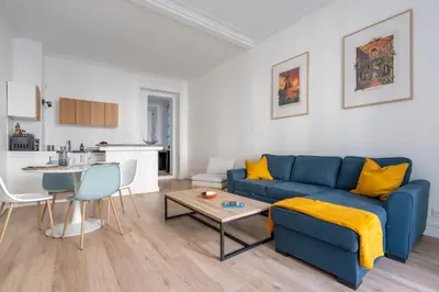Cuisine ou kitchenette dans l'établissement Le Puits d'Argent - Spacieux T2 au Coeur de Nantes