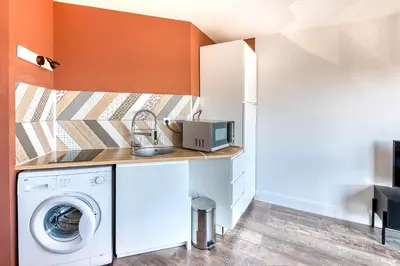 Cuisine ou kitchenette dans l'établissement Bourgonnier 19 - Charmant studio à Angers