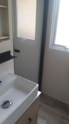 Salle de bains dans l'établissement Amira 6 personnes
