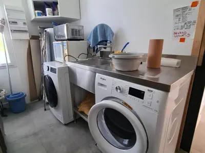 Cuisine ou kitchenette dans l'établissement Studio lumineux avec loggia, à 50m de la plage, parking privé, proche commerces et restaurants - FR-1-306-1236