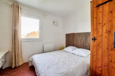 Un ou plusieurs lits dans un hébergement de l'établissement 600m de la plage - Maison pour 5 - Terrasse
