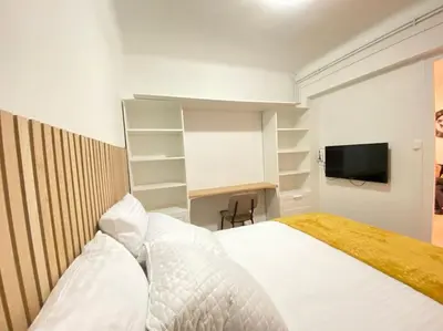 Télévision ou salle de divertissement dans l'établissement Chez Fitia T2 à Nantes Centre