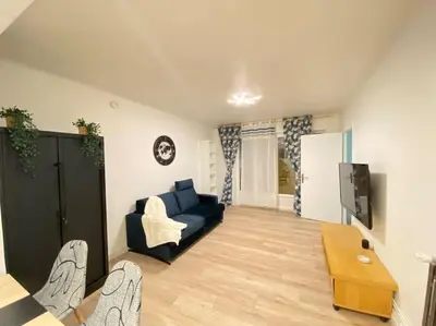 Coin salon dans l'établissement Chez Fitia T2 à Nantes Centre