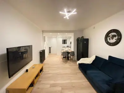 Télévision ou salle de divertissement dans l'établissement Chez Fitia T2 à Nantes Centre