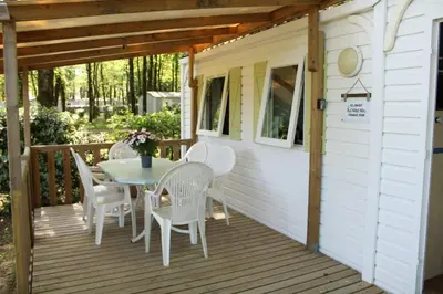 Jardin de l'établissement F4 PREMIUM 6 pers PUY DU FOU 910CF