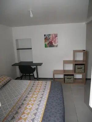 Un ou plusieurs lits dans un hébergement de l'établissement Studio Indépendant, au calme.