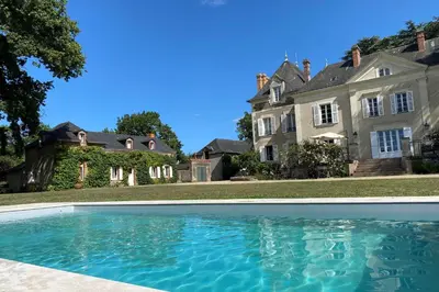 Piscine de l'établissement Le Pasty - Piscine - Tennis - Puy du Fou ou située à proximité