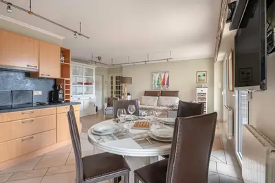 Cuisine ou kitchenette dans l'établissement Appartement face mer pour 4 personnes